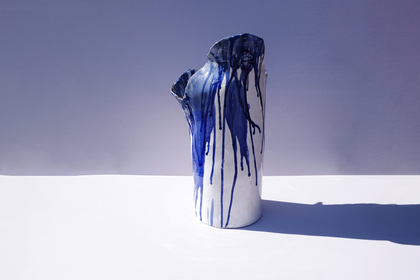 DRIPPING VASE