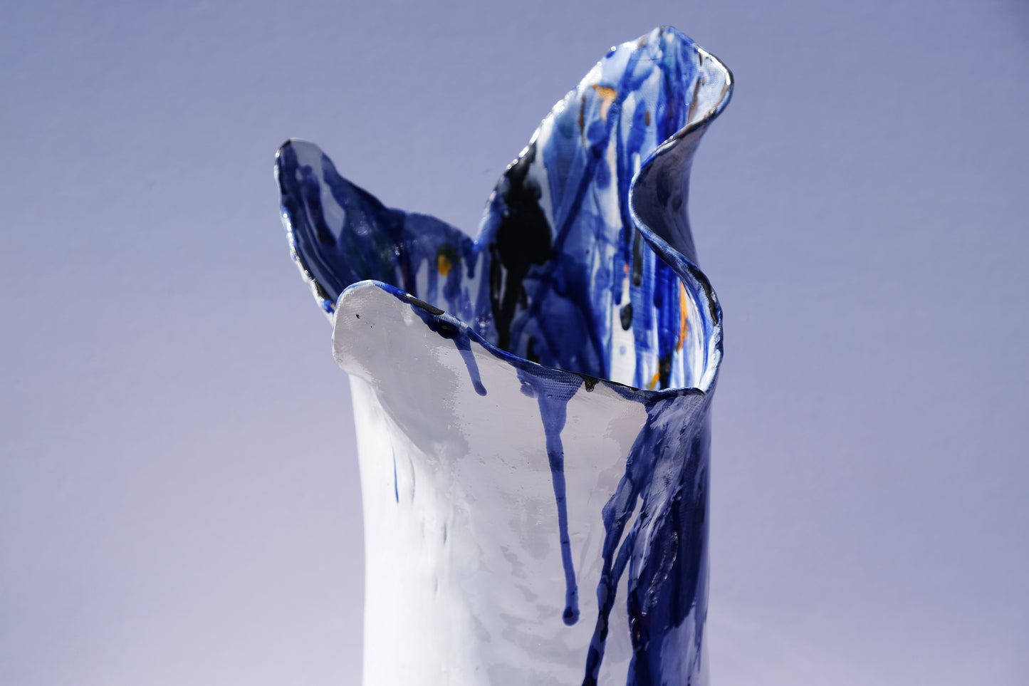 DRIPPING VASE